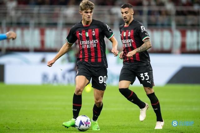 势均力敌的 势均力敌的