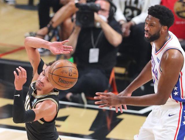 对手强大的 对手强大的