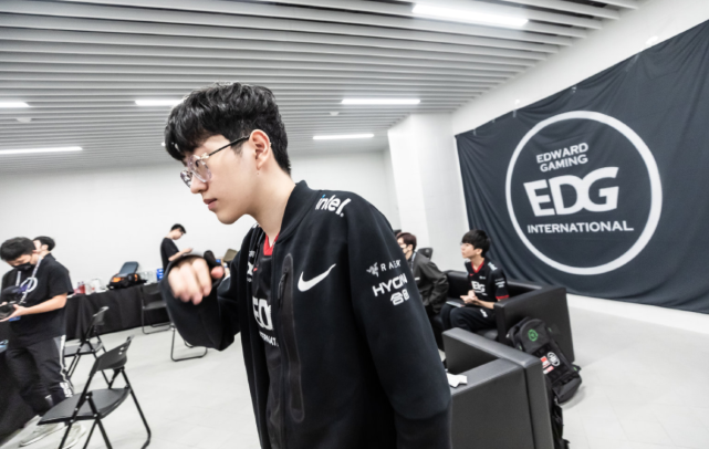 战术分析与 战术分析与