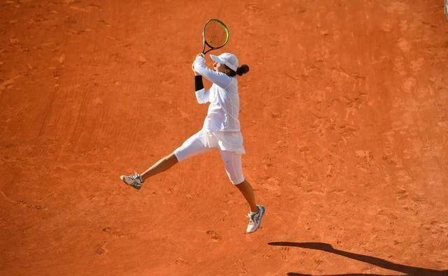 而沃尔夫斯 而沃尔夫斯