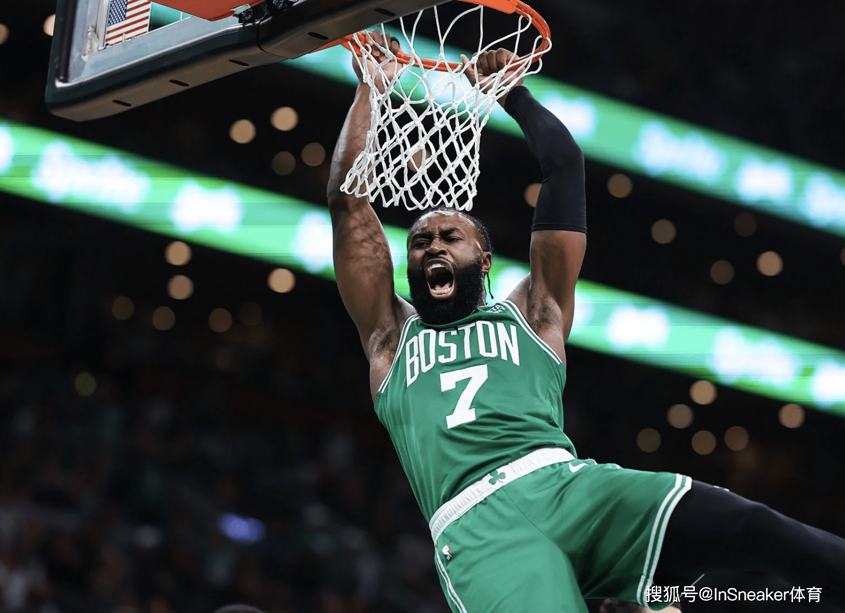 姆纳展现了 姆纳展现了